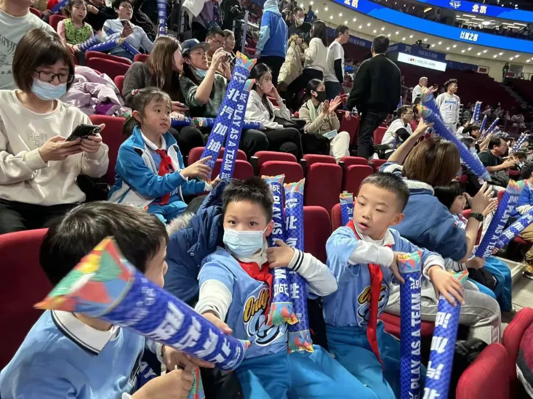 刻苦训练篮球时如何避免受伤的建议_0